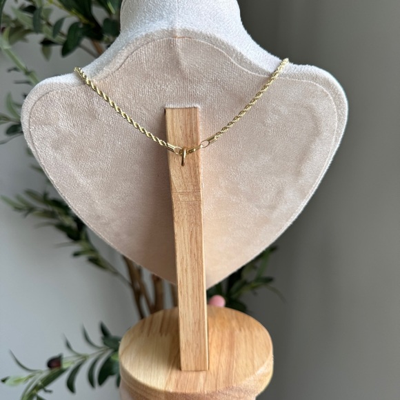 14k Gold Plated Elegant Rope Chain Necklace - Picture 3 of 4